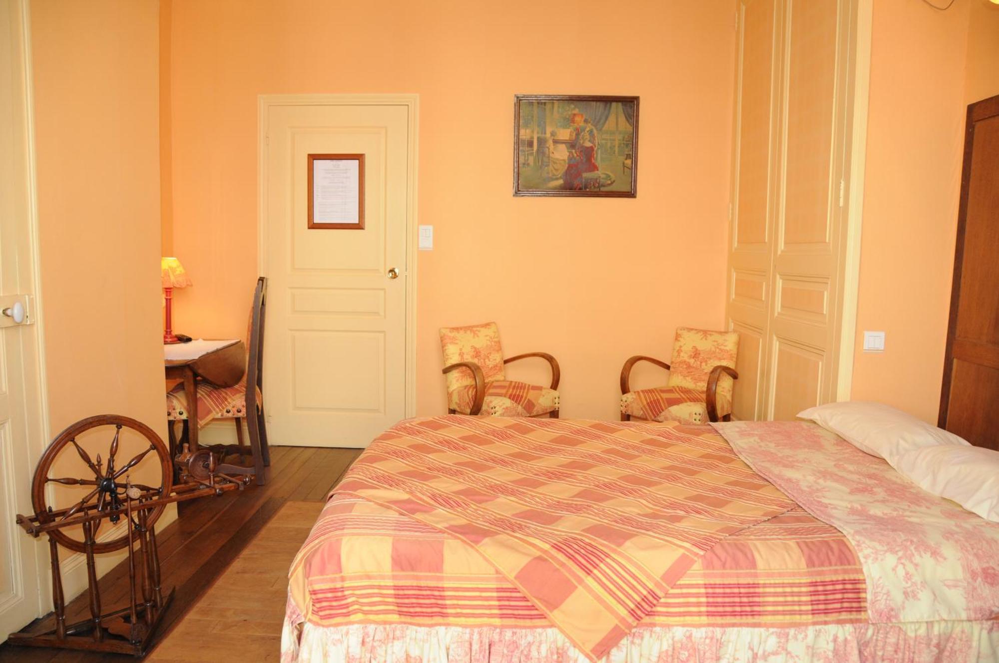 Hotel Le Jardin Du Vendome Tours Esterno foto